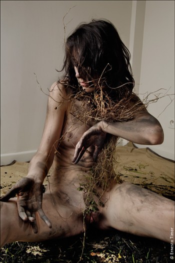 Erotic photos by Ernesto Timor